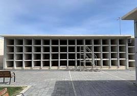 Los nuevos nichos que se construirán en el camposanto alicantino.