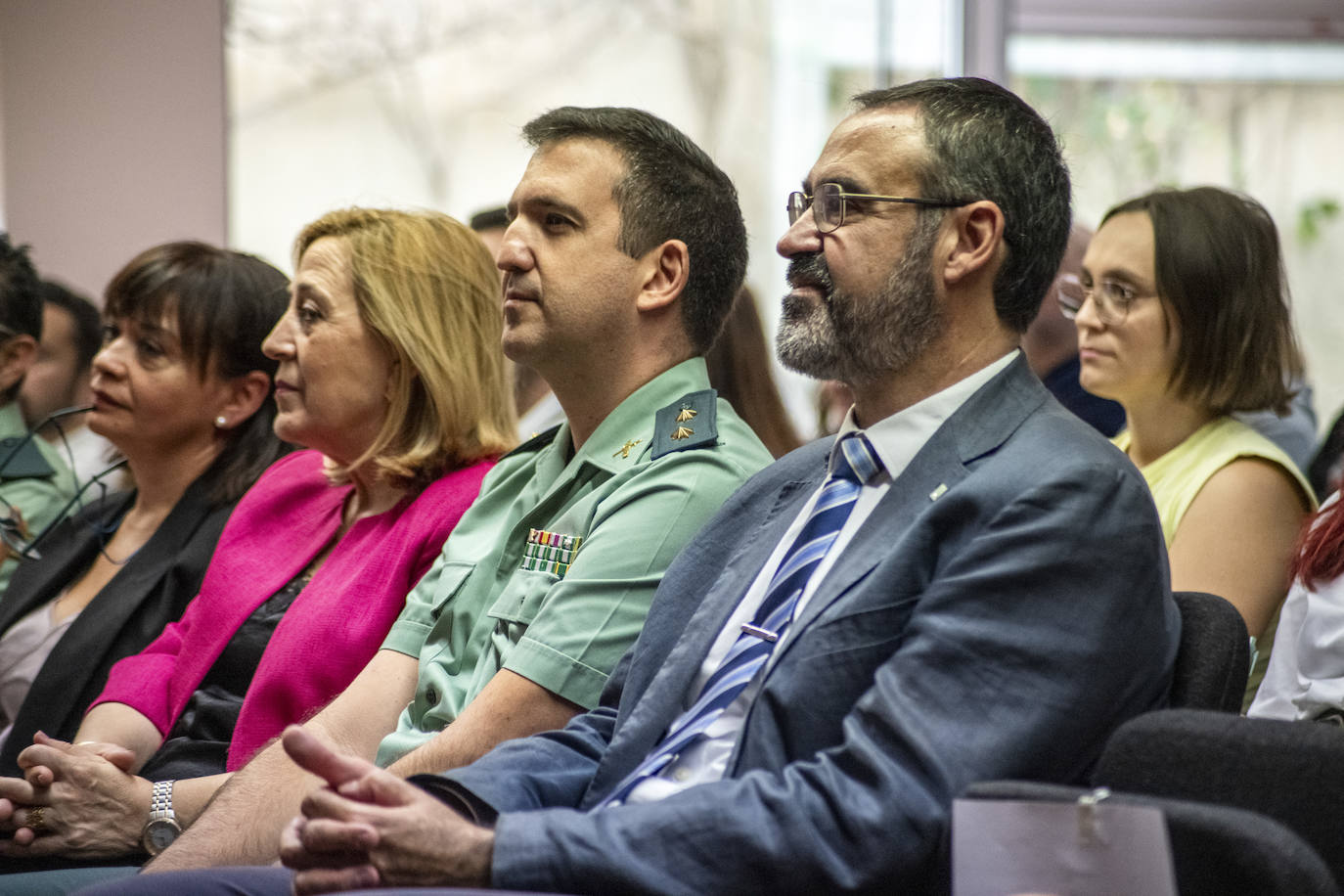Conferencia sobre la presencia de las mujeres en la Guardia Civil