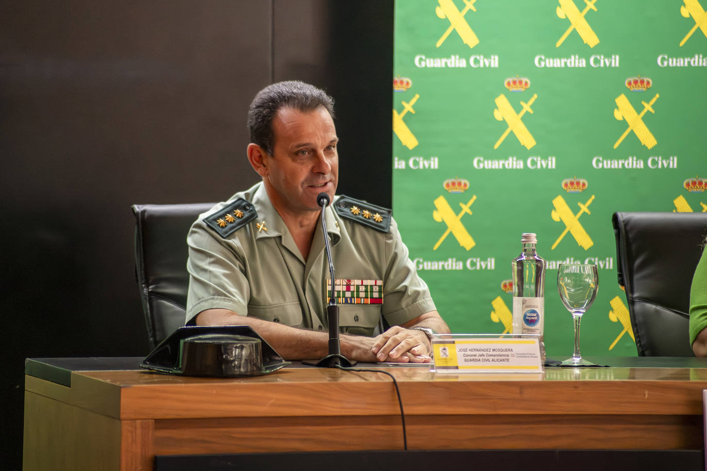 Conferencia sobre la presencia de las mujeres en la Guardia Civil