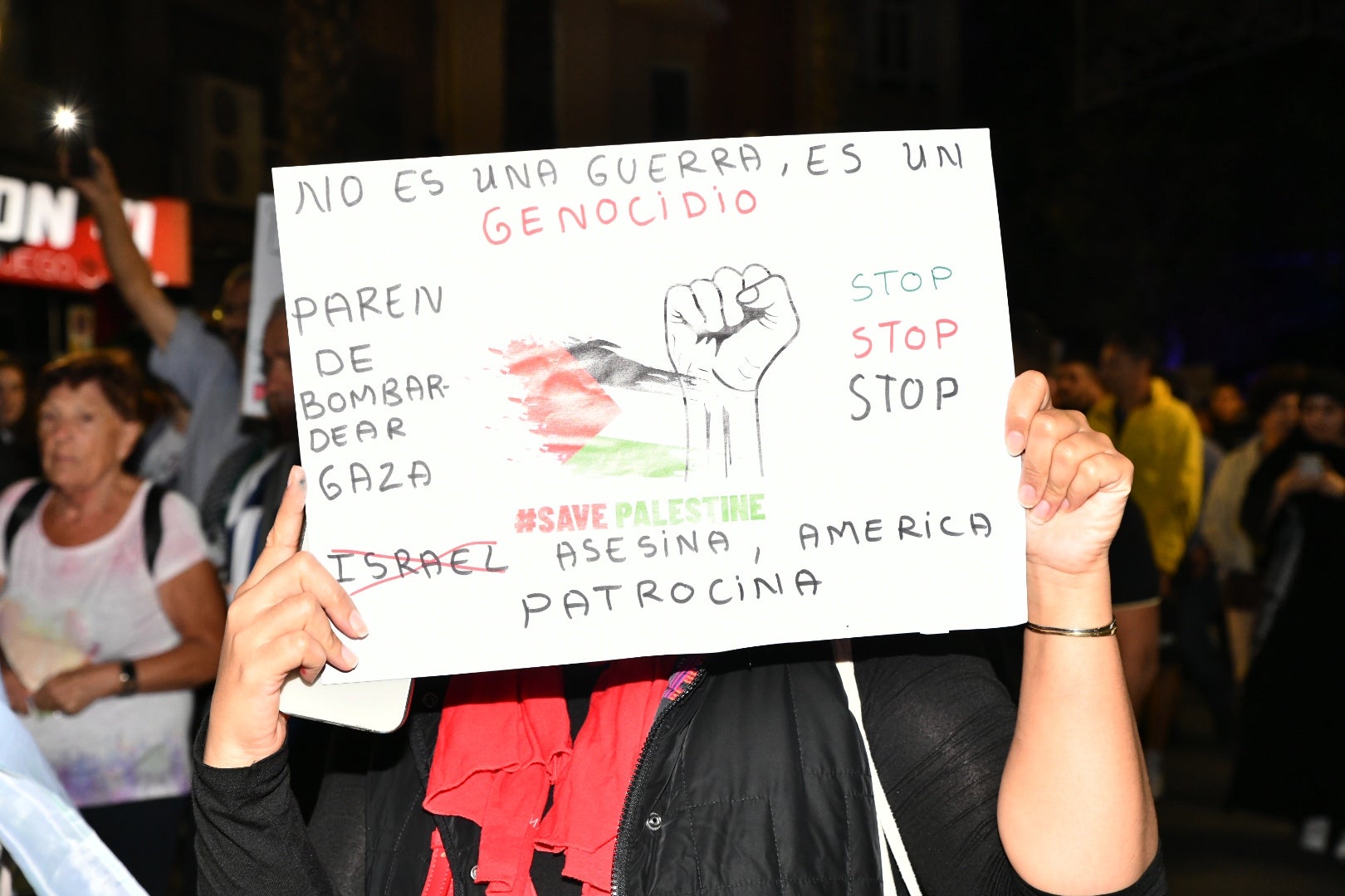 Manifestación en Alicante en solidaridad con el pueblo Palestino