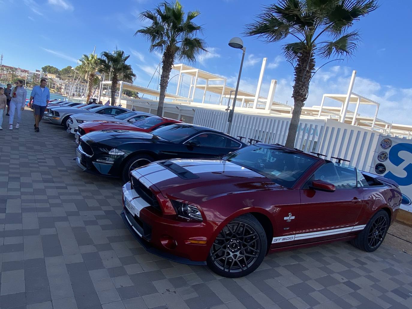 &#039;Muscle cars&#039; americanos en Dénia