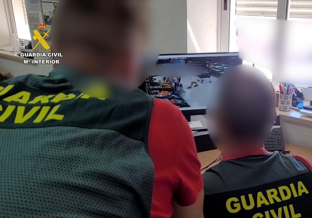 Cazan al ladrón que robaba a clientes de supermercados de la provincia de Alicante