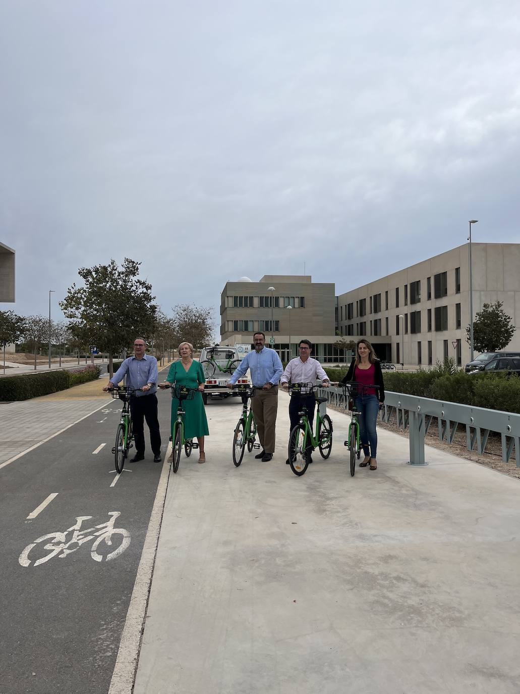 San Vicente estrena nueva estación de bici en el Parque Científico de la UA