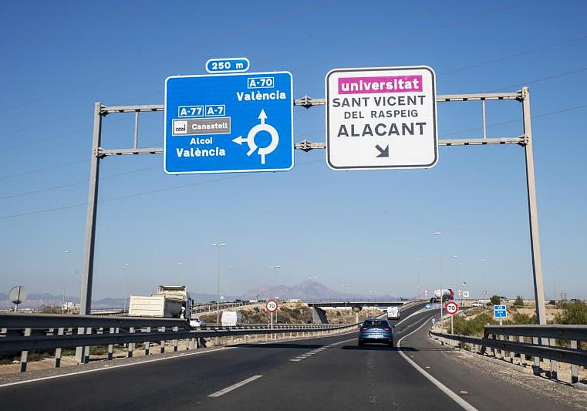 La autovía de Alicante a su paso por el término municipal de San Vicente del Raspeig.