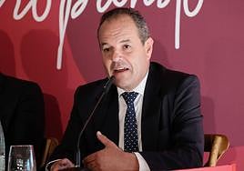 Carlos Baño durante una intervención en un evento de Cámara.