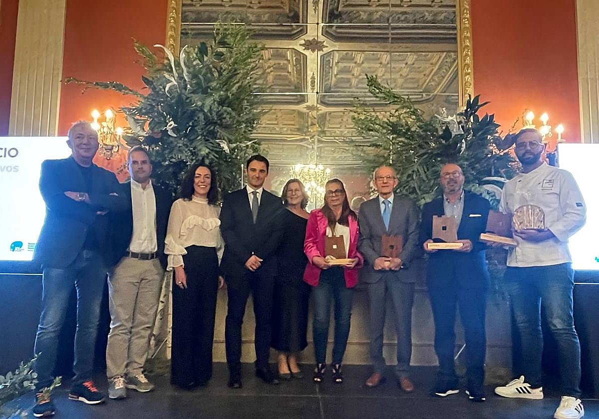 Premiados en la gala del comercio y sectores productivos de Torrevieja.