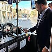 Ya se puede pagar el bus de Elche con tarjeta bancaria