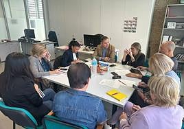 Junta celebrada por el PSOE de San Vicente y el PSPV de Alicante.