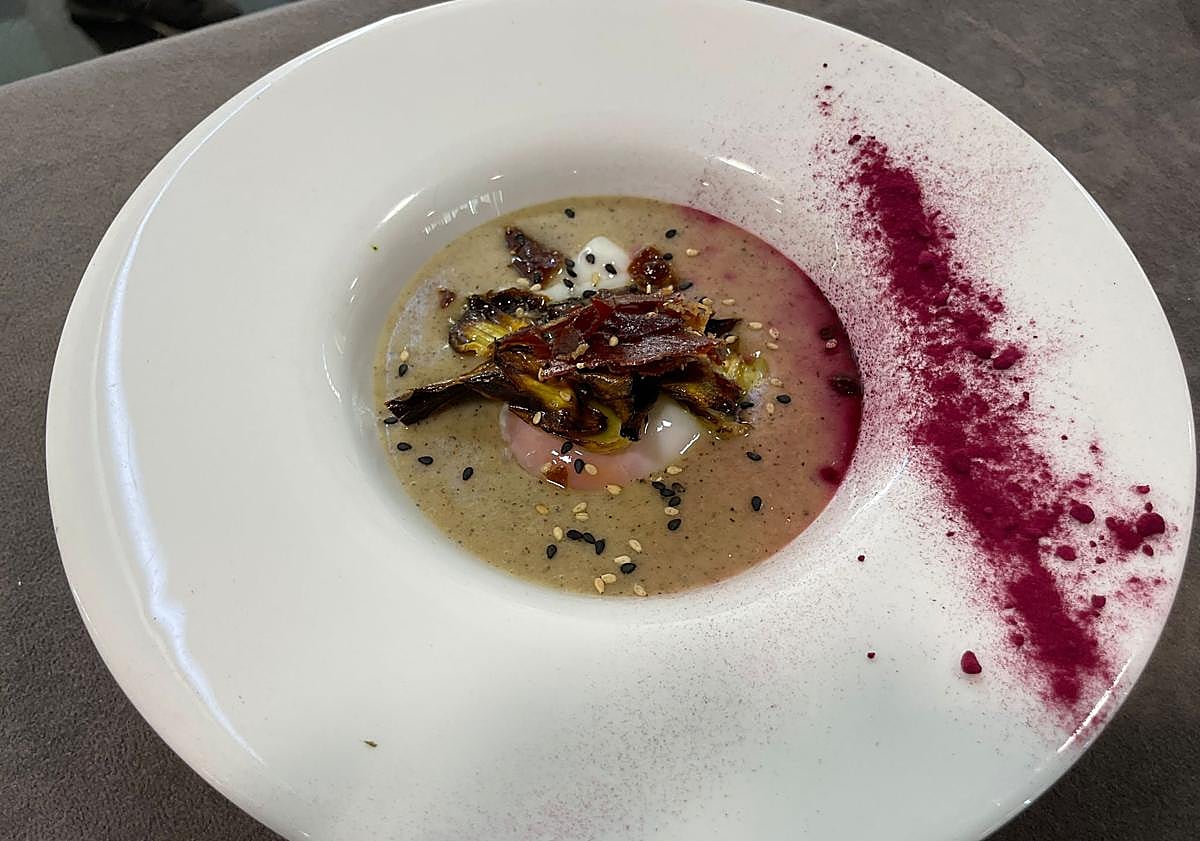 Imagen principal - Segundo y tercer premio del concurso ilicitano, y tapa más creativa.