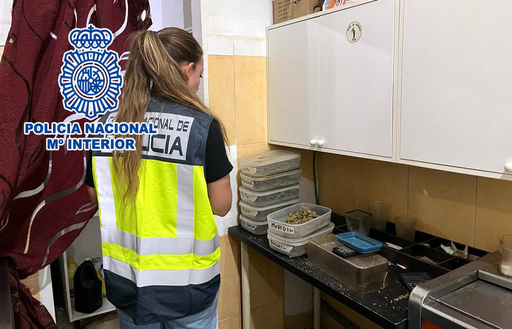 Siete detenidos en Dénia por utilizar una asociación como tapadera para vender droga