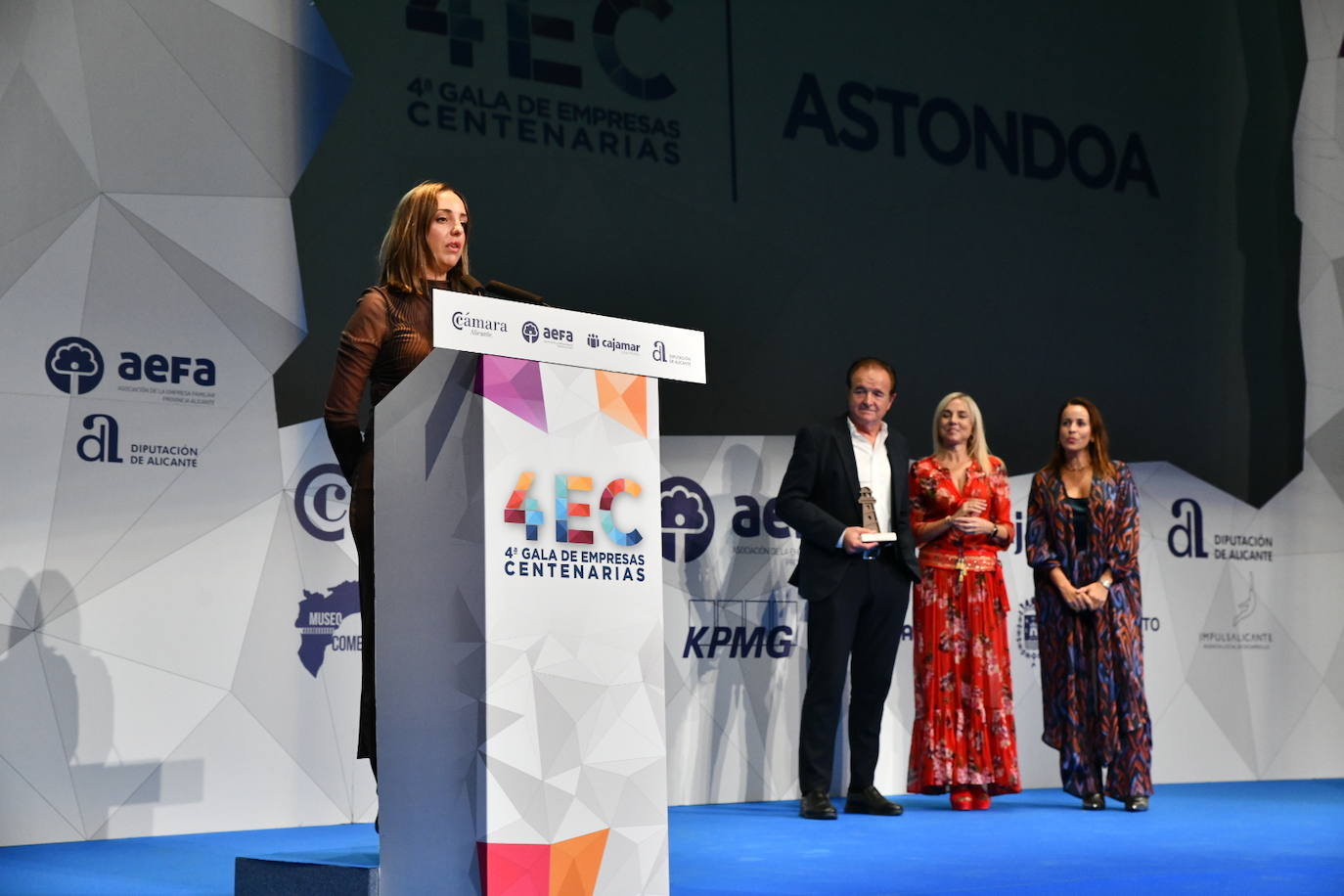 Y llegó la noche de las empresas centenarias alicantinas