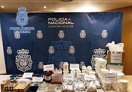 Materiales confiscados en los registros llevados a cabo.