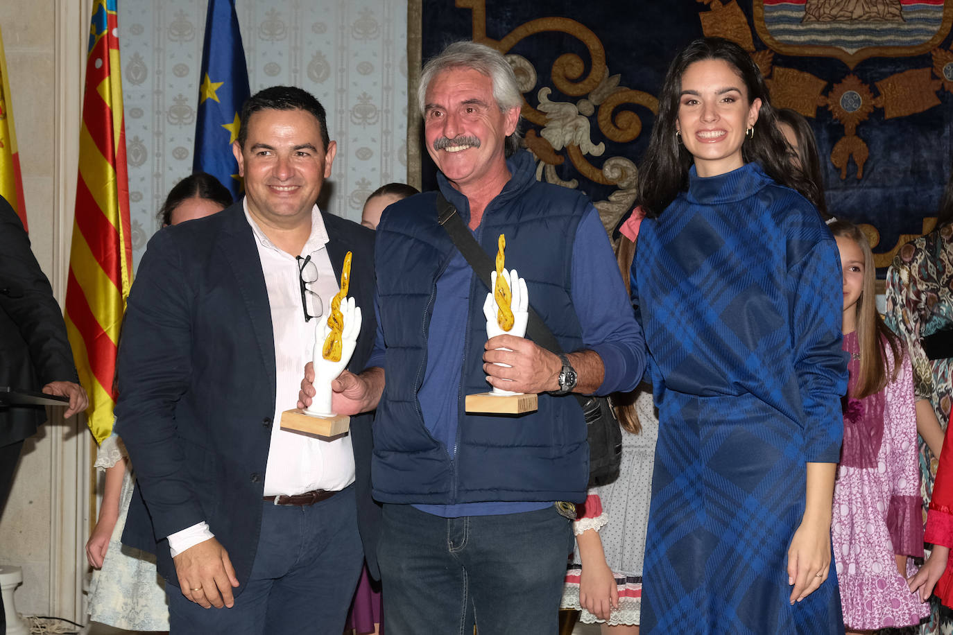 Entrega de premios a los artistas de las Hogueras de Alicante