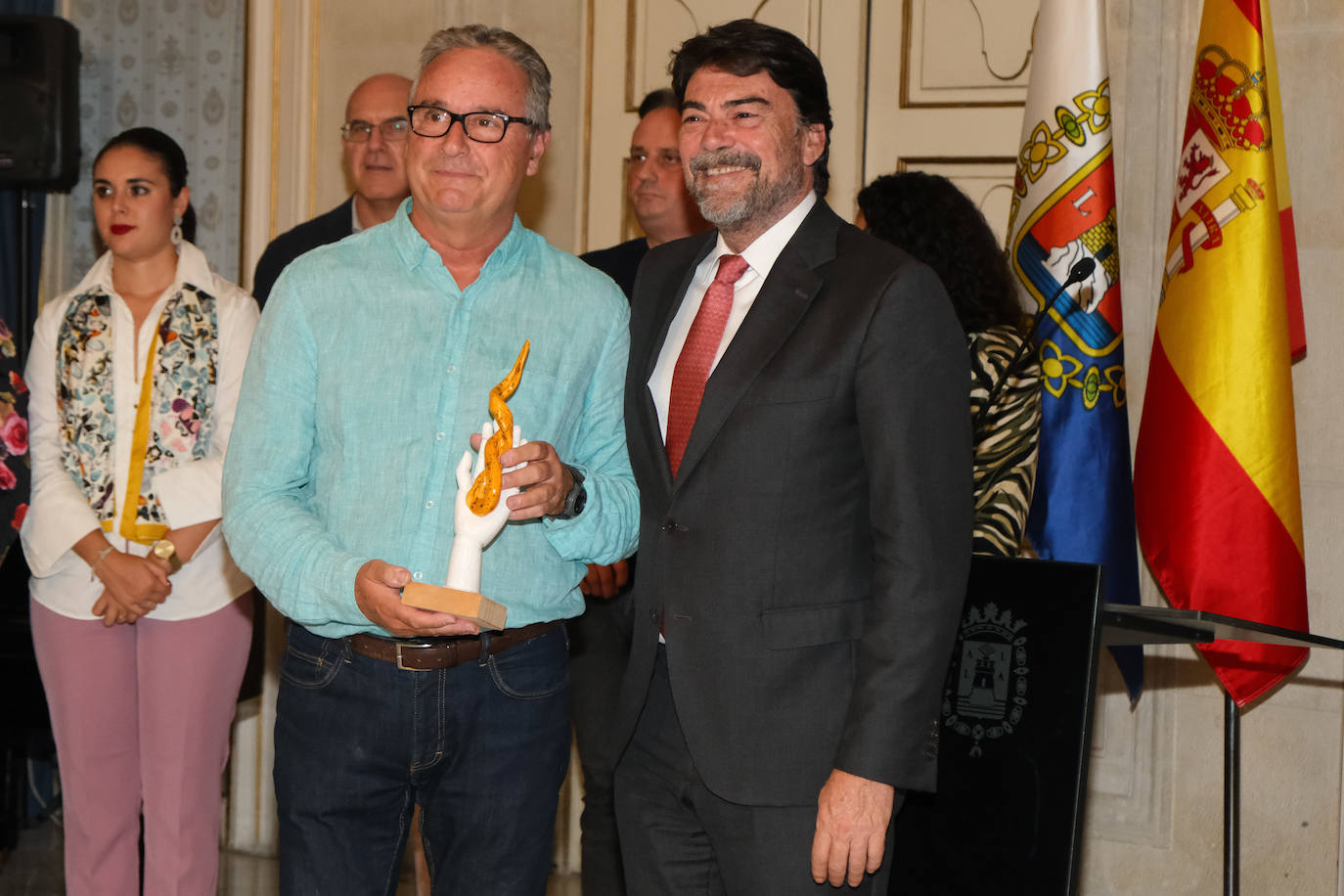 Entrega de premios a los artistas de las Hogueras de Alicante