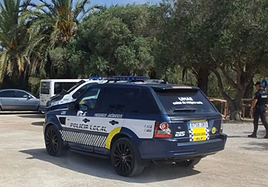Un vehículo de la Policía Local de Elche.