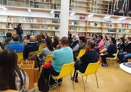 Biblioteca municipal en el barrio Virgen del Remedio.