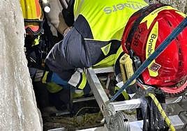 Rescate del hombre que cayó a un pozo.
