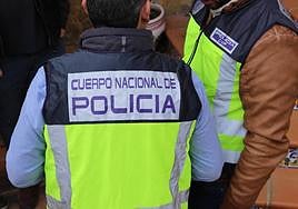 Agentes de la Policía Nacional.