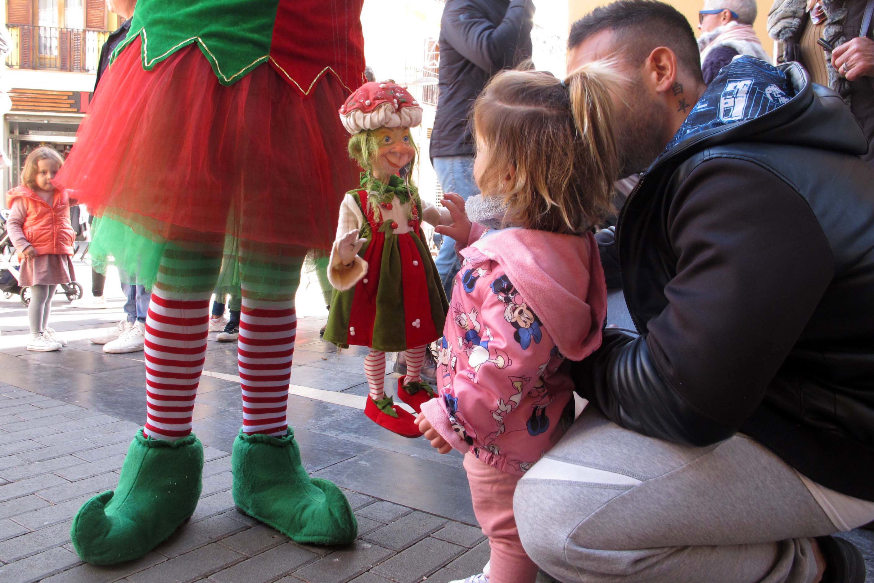 El Mercat de Nadal llena las calles de Dénia