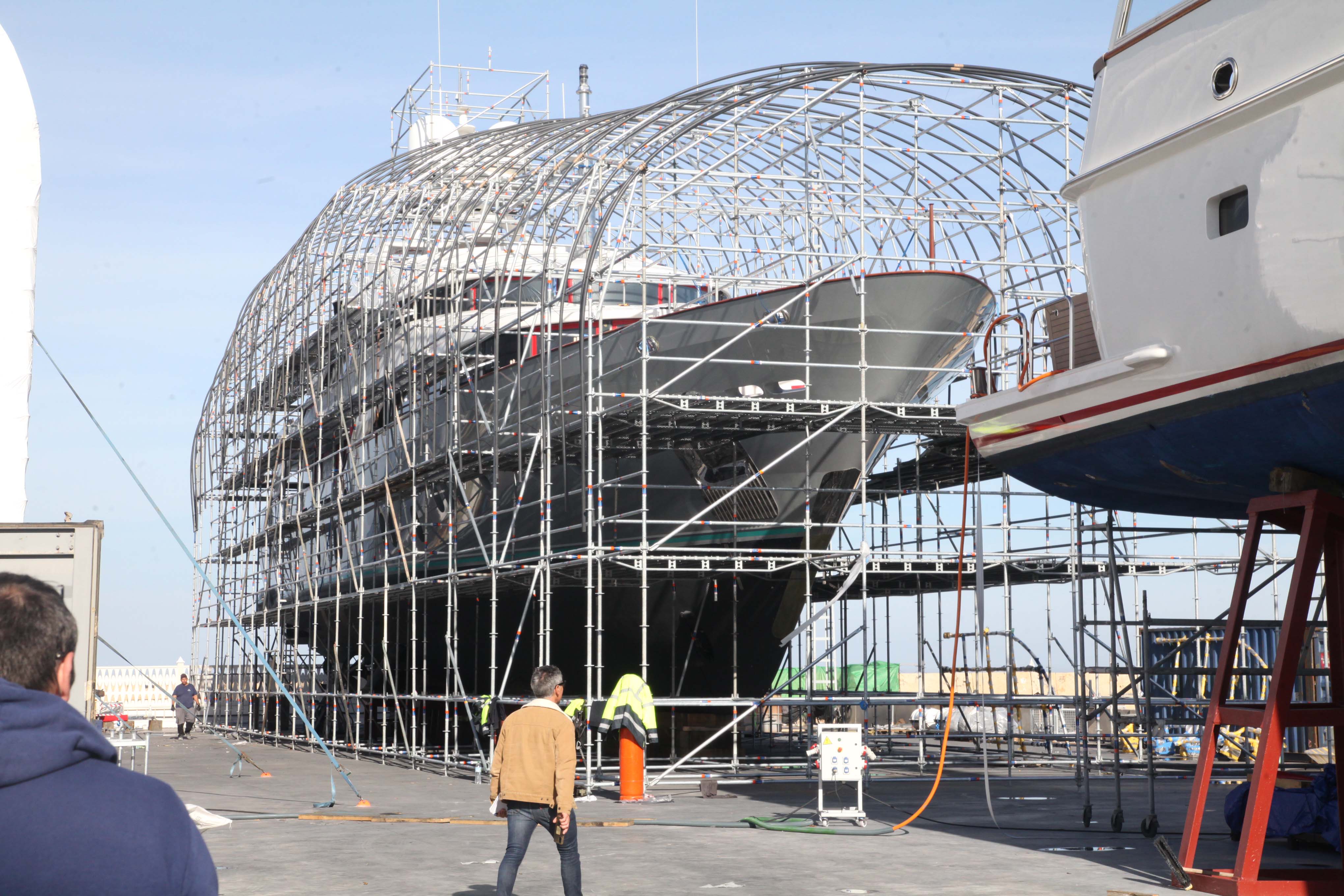 Mazón inaugura la ampliación del varadero de Portdenia Superyacht Shipyard &amp; Marina