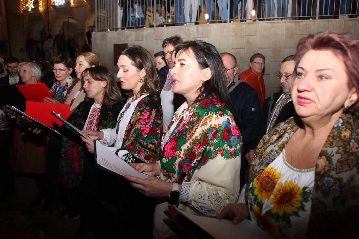 Comercio y público encienden la &#039;Nit de Llum&#039; de Dénia