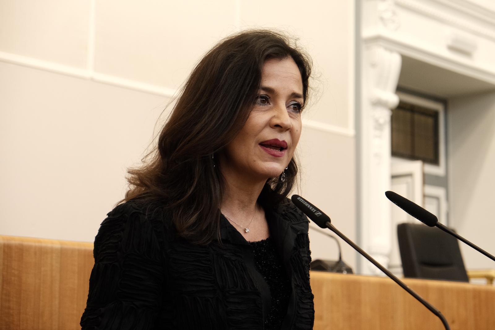 Imágenes del brindis navideño en la Diputación de Alicante