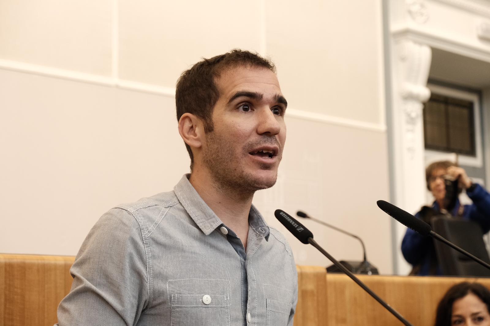 Imágenes del brindis navideño en la Diputación de Alicante