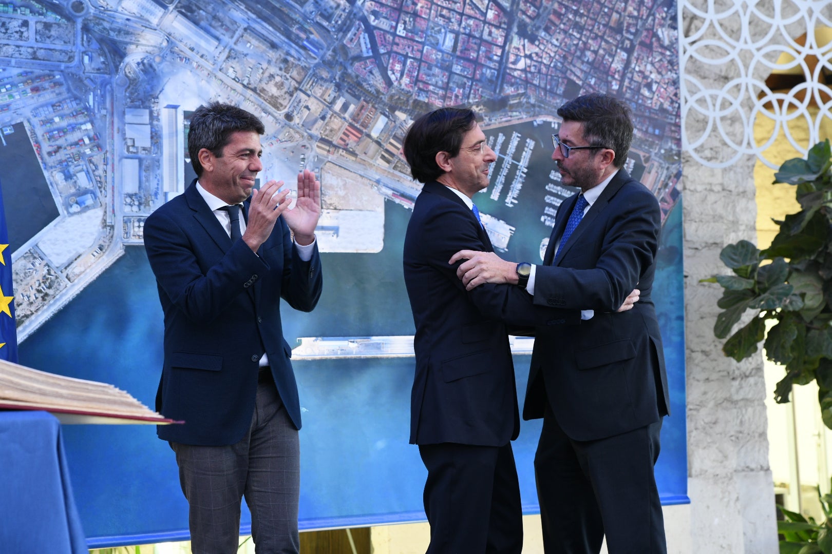 Un perfil dialogante al frente del Puerto de Alicante