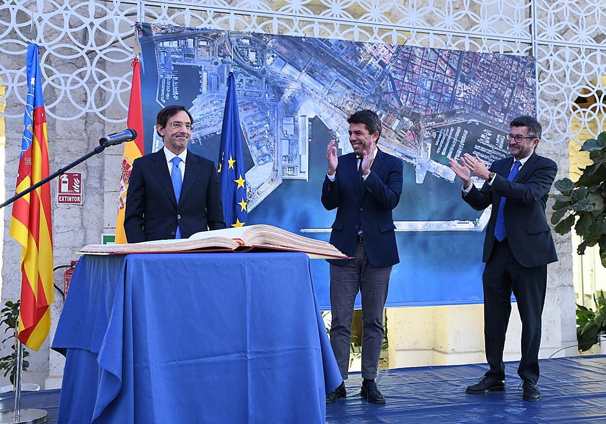 Luis Rodríguez ha tomado posesión como presidente de la APA 45 días después de su nombramiento.