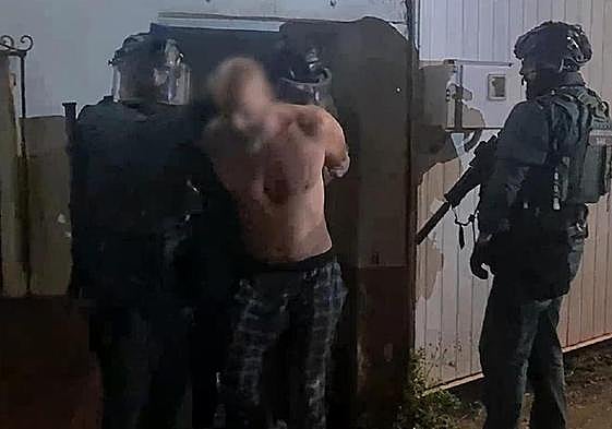 Desarticulan una asociación paramilitar de ideología nazi con presencia en Alicante.