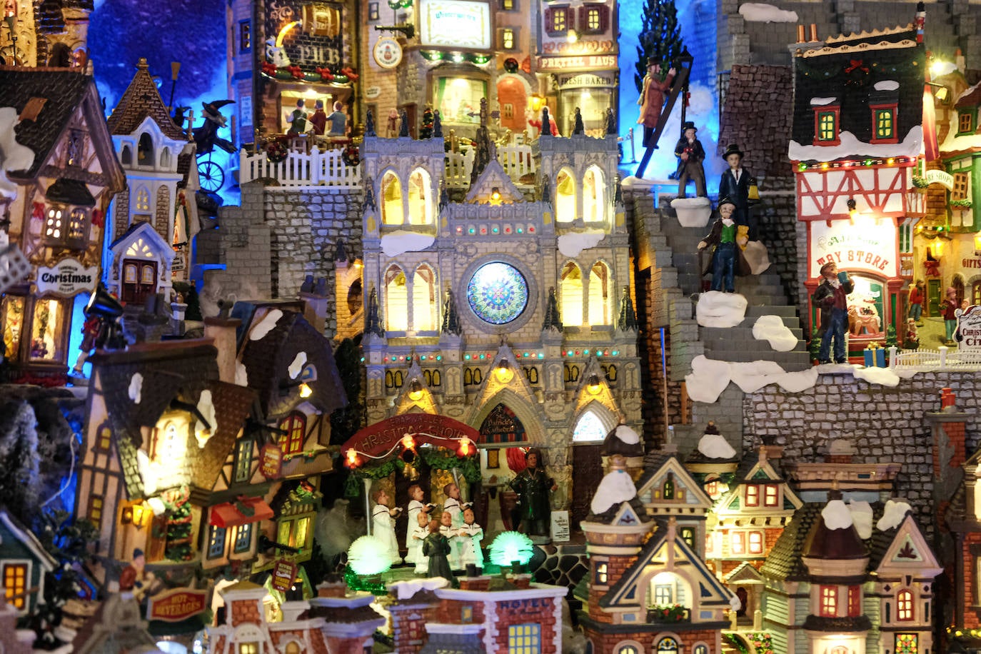 Así es el poblado navideño de Ximo Sánchez