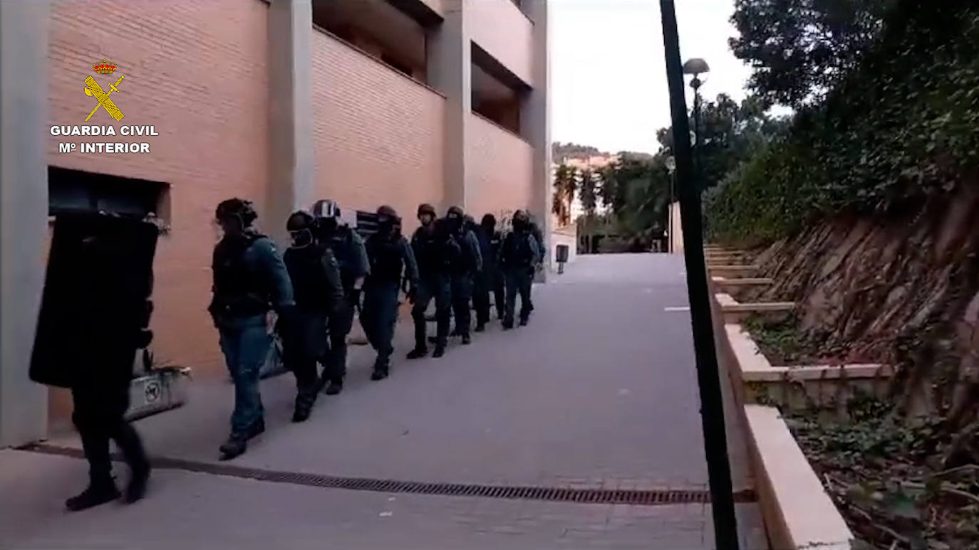 Intervención de la Guardia Ciivl.