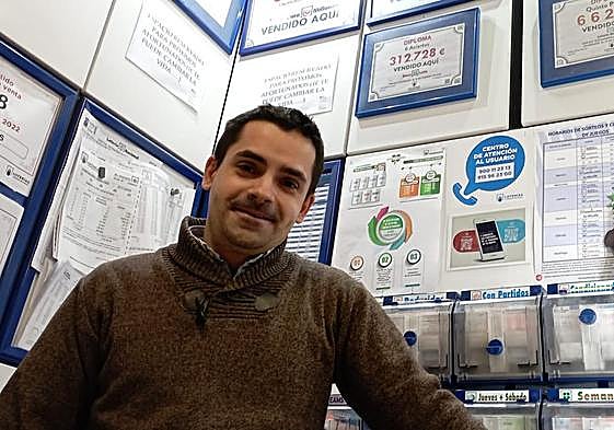 Gabriel Sempere ya ha dado tres quintos premios de la lotería en Alcoi desde 2018.