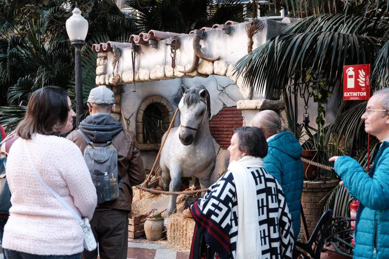 Así es el campamento de las carteras reales de Alicante