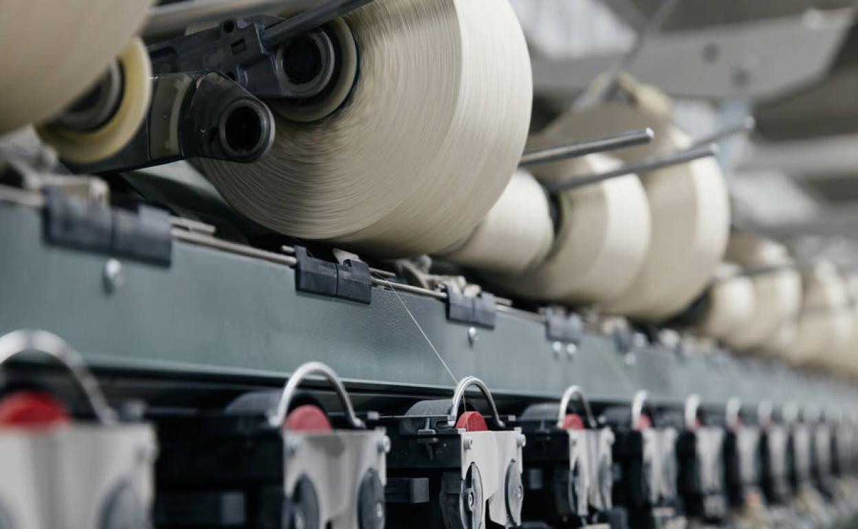 Maquinaria de una fábrica textil