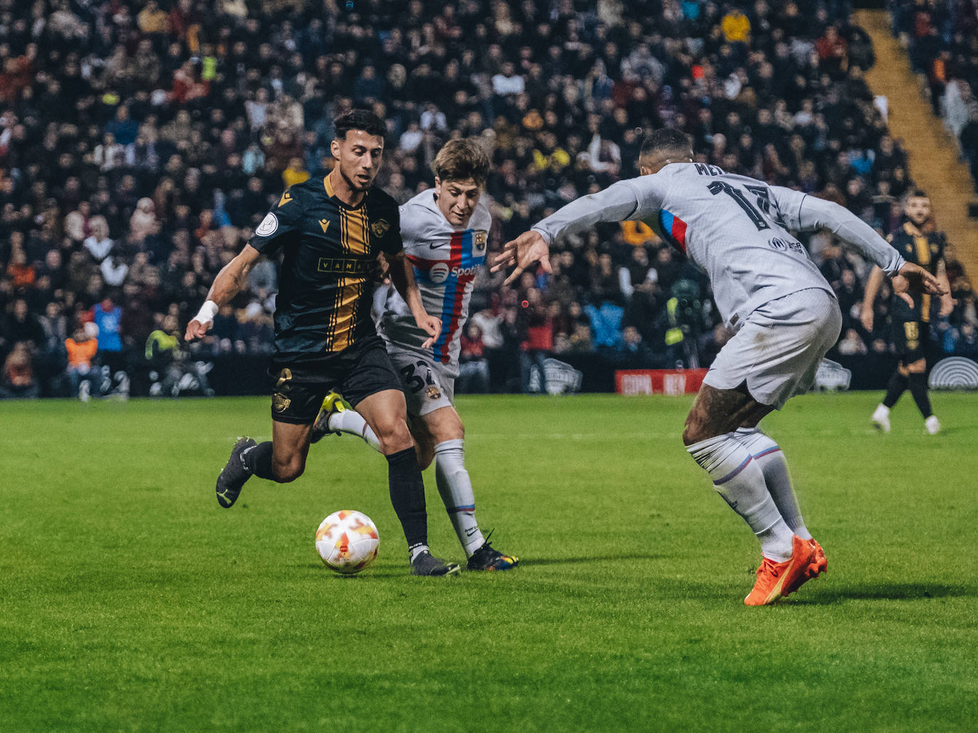 Fotos: Alicante vibra con fútbol de &#039;primera&#039;