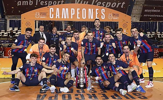 El Barcelona tras ganar la Supercopa de España ante el Movistar Inter. 