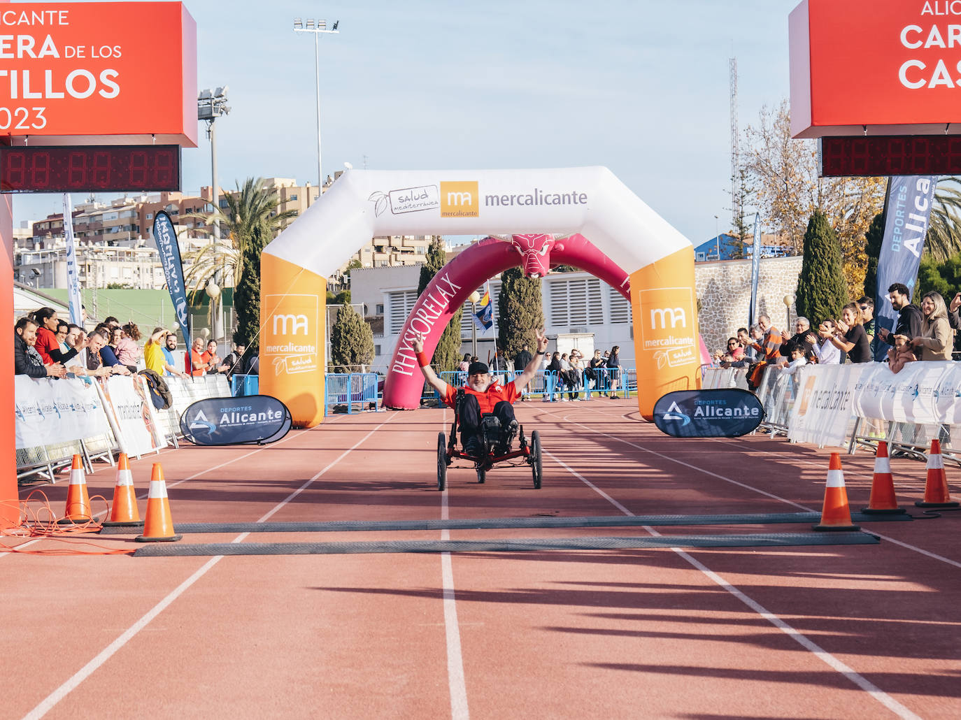 Fotos: Búscate en la Carrera de los Castillos de Alicante