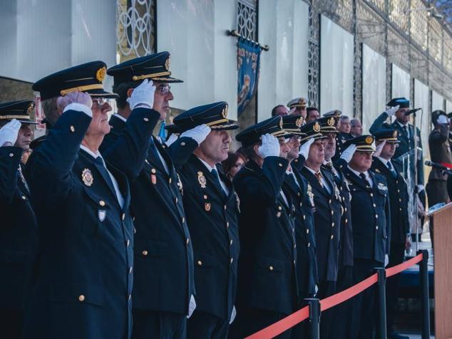 Fotos: 199 Aniversario de la Policía Nacional de Alicante