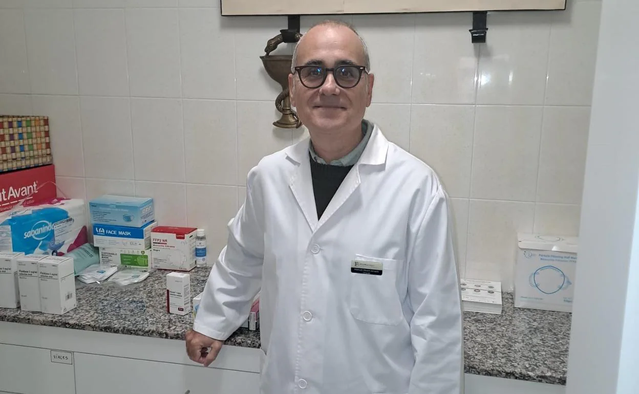 Manuel Olivert, presidente de la Asociación de Farmacias Rurales de la Provincia de Alicante (Afarpa) 
