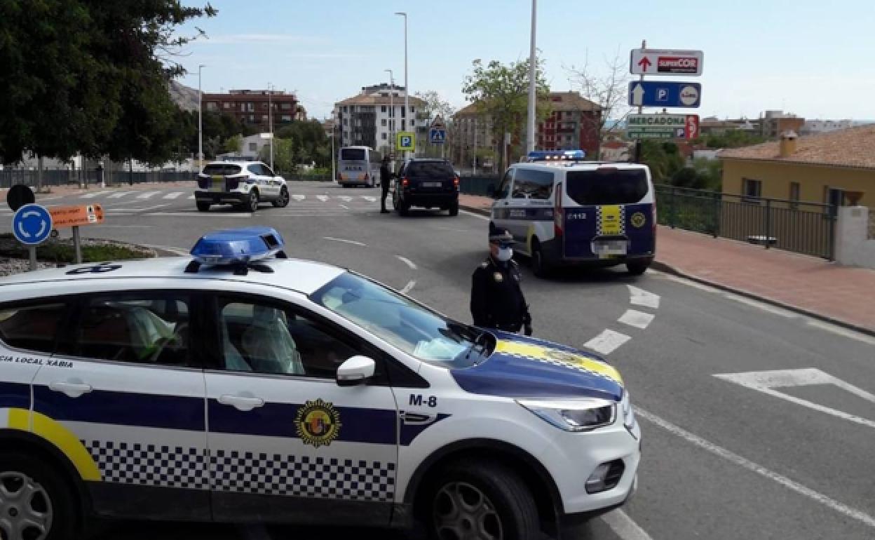 Imagen de archivo de un control de la Policía Local de Xàbia