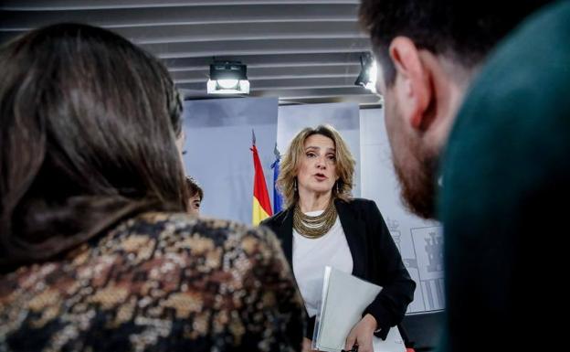 La ministra de Transición Ecológica, Teresa Ribera, tras la rueda de prensa del Consejo de Ministros.