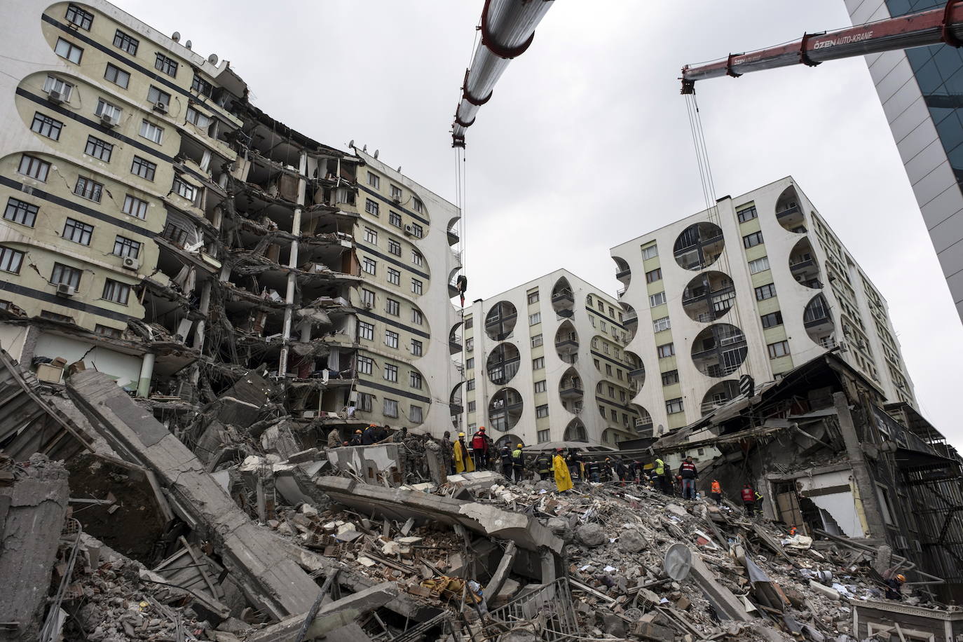 Uno de los edificios colapsados en el terremoto de Turquía. 