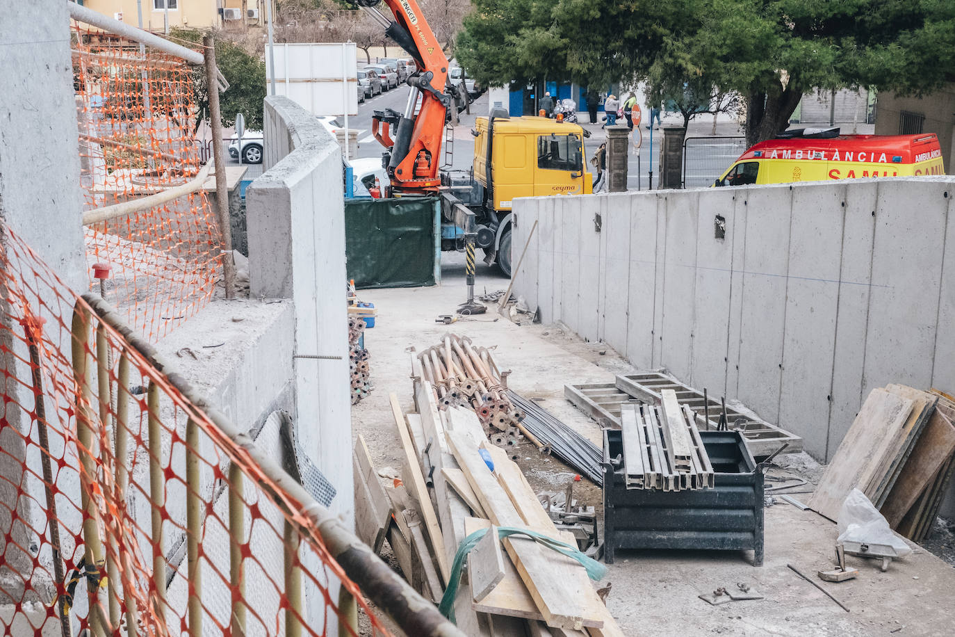Fotos: Avanzan las obras en el edificio de Urgencias del Hospital General de Alicante | El presidente de la Generalitat Valenciana, Ximo Puig, y el conseller de Sanidad, Miguel Mínguez de visita