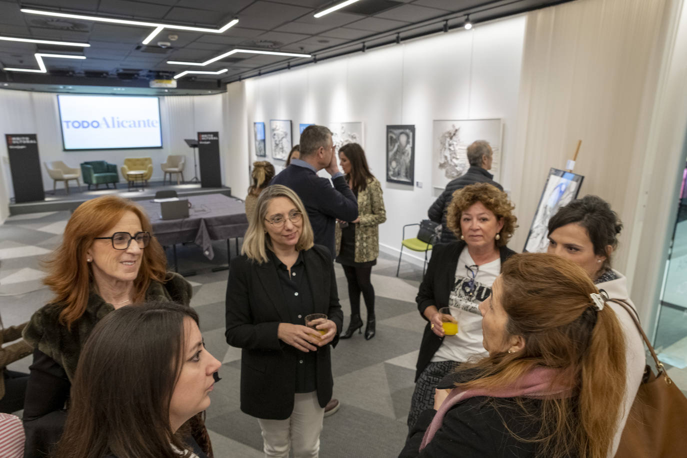 Fotos: TodoAlicante recibe a varias expertas en un desayuno sobre La Mujer y la Niña en la Ciencia | Josefina Bueno, Nuria Oliver, Andrea Bernabeu, Maria Jesús Pastor e Isabel Medina
