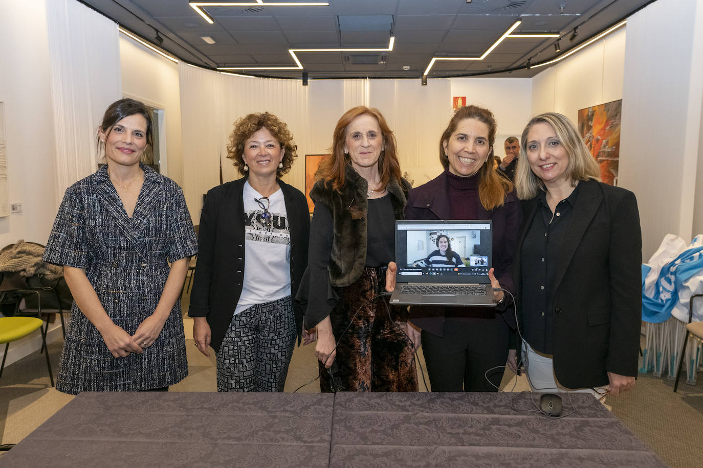 Fotos: TodoAlicante recibe a varias expertas en un desayuno sobre La Mujer y la Niña en la Ciencia | Josefina Bueno, Nuria Oliver, Andrea Bernabeu, Maria Jesús Pastor e Isabel Medina