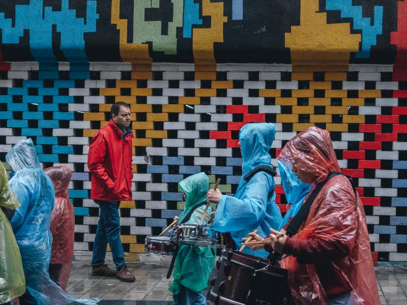 Fotos: La lluvia en Alicante no impide que la Santa Cena realice su labor solidaria