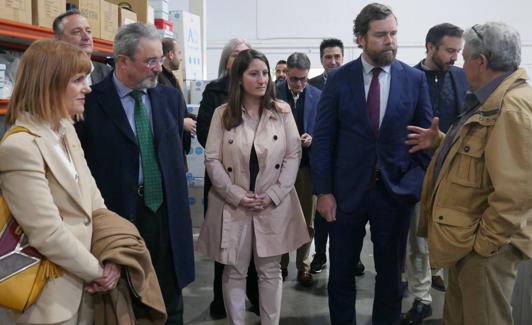 Espinosa de los Monteros, en una empresa de calzado.