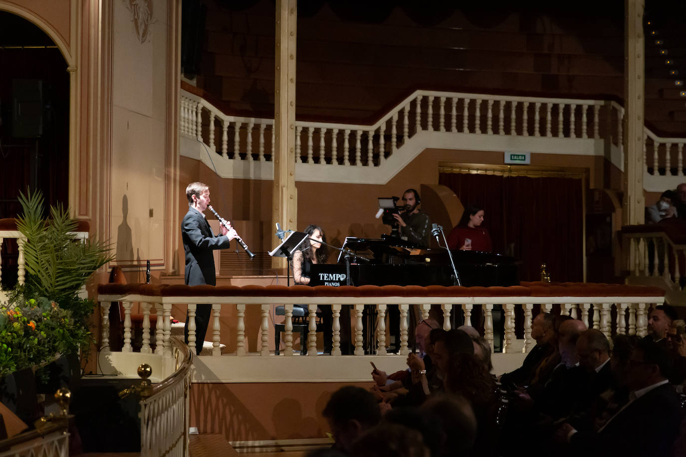 Fotos: Homenaje a Serrat en Orihuela