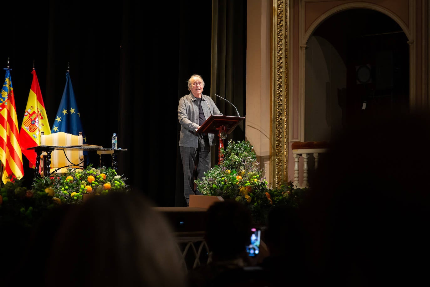 Fotos: Homenaje a Serrat en Orihuela